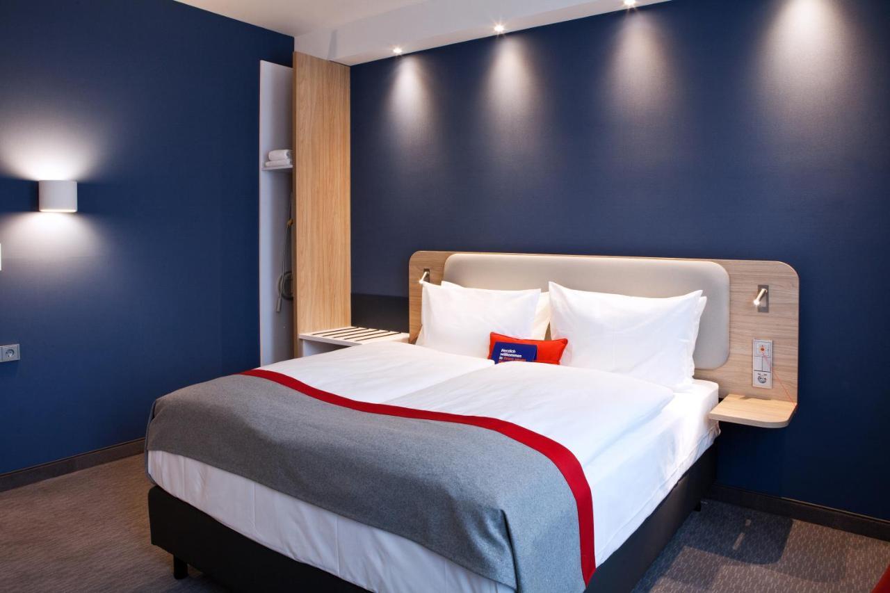 Holiday Inn Express - Goeppingen By Ihg Eksteriør bilde