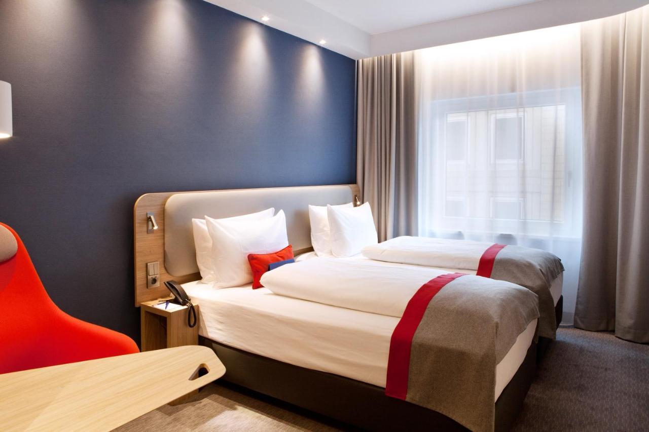 Holiday Inn Express - Goeppingen By Ihg Eksteriør bilde
