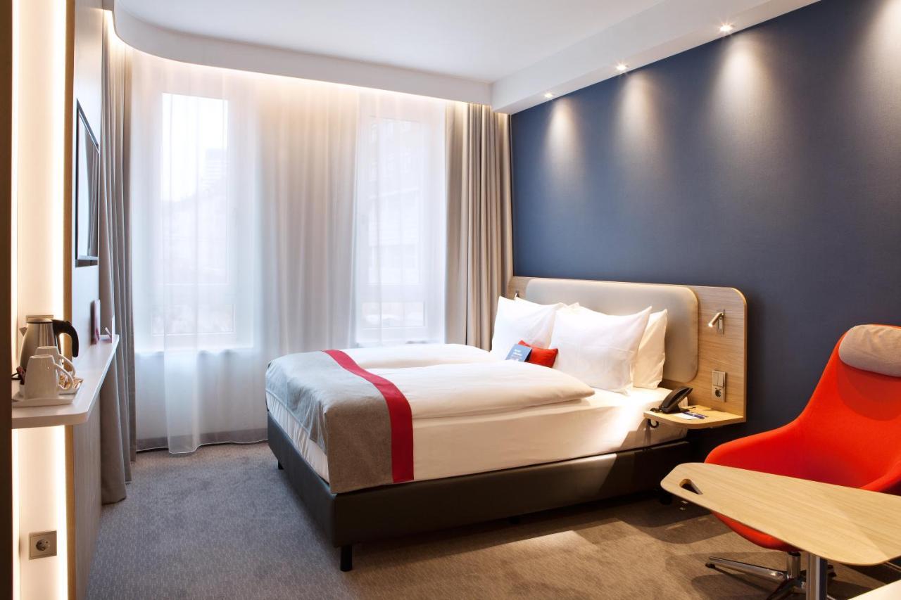 Holiday Inn Express - Goeppingen By Ihg Eksteriør bilde