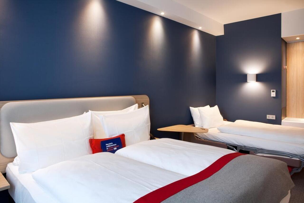 Holiday Inn Express - Goeppingen By Ihg Eksteriør bilde