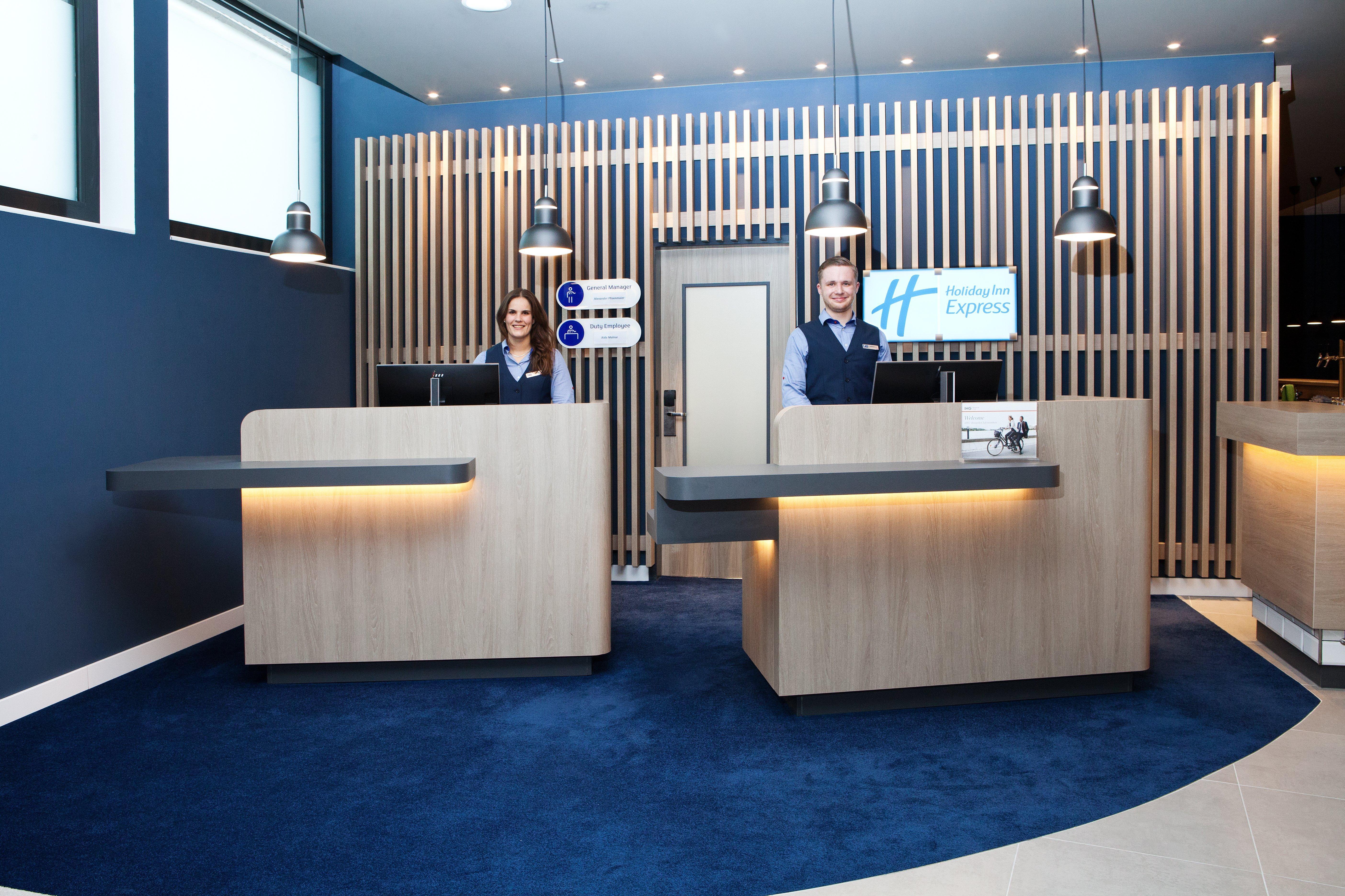 Holiday Inn Express - Goeppingen By Ihg Eksteriør bilde