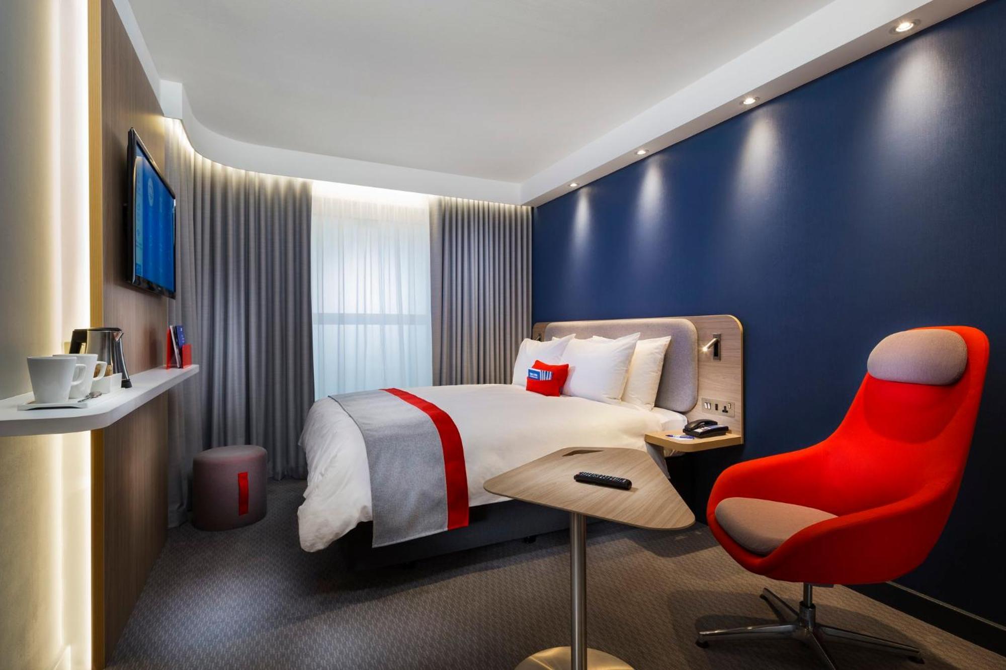 Holiday Inn Express - Goeppingen By Ihg Eksteriør bilde