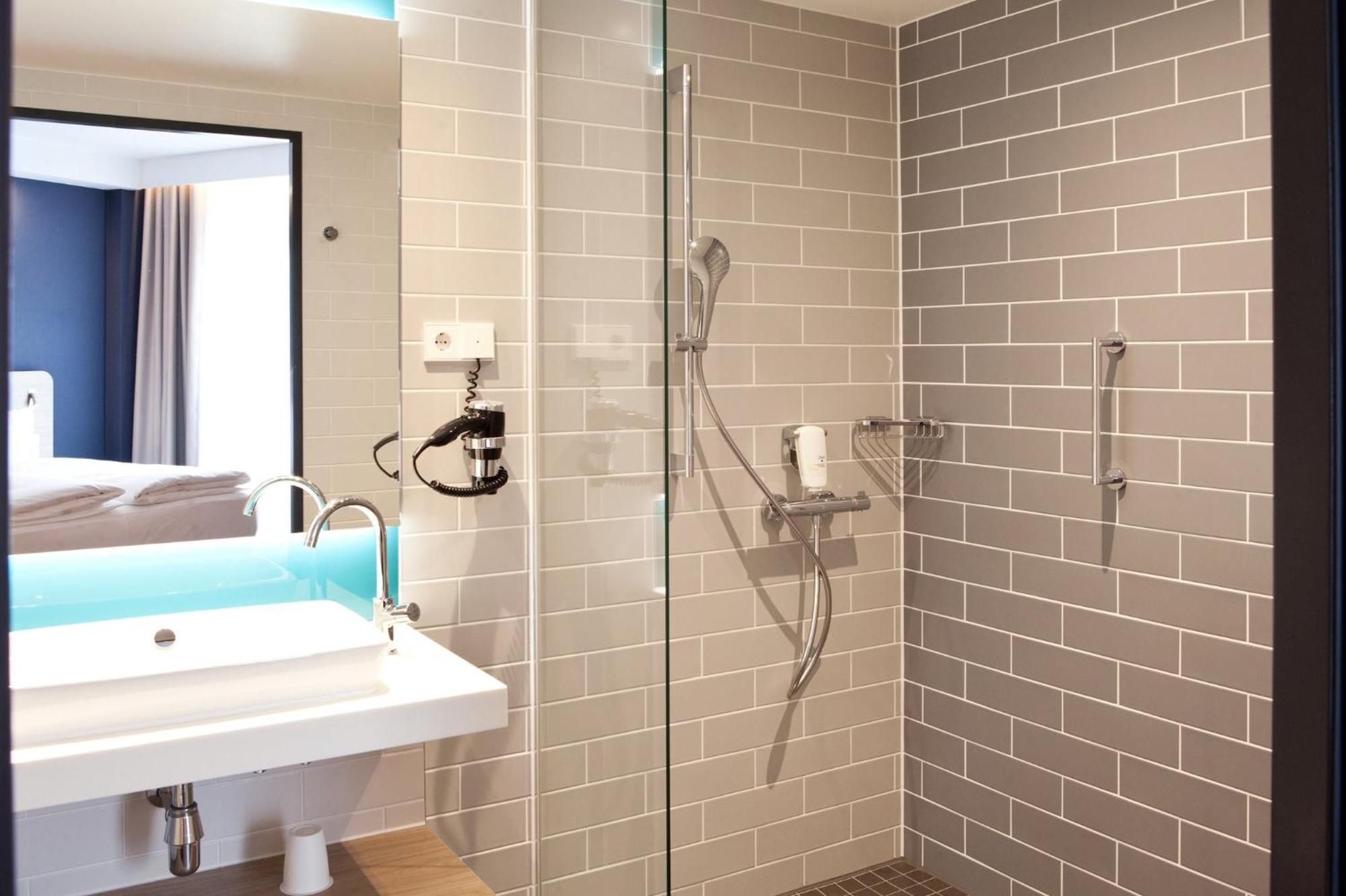 Holiday Inn Express - Goeppingen By Ihg Eksteriør bilde