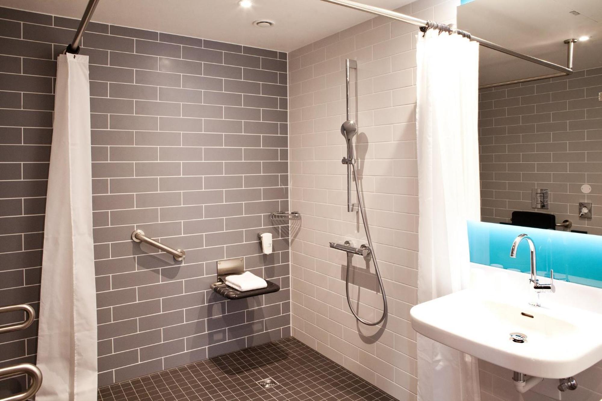 Holiday Inn Express - Goeppingen By Ihg Eksteriør bilde